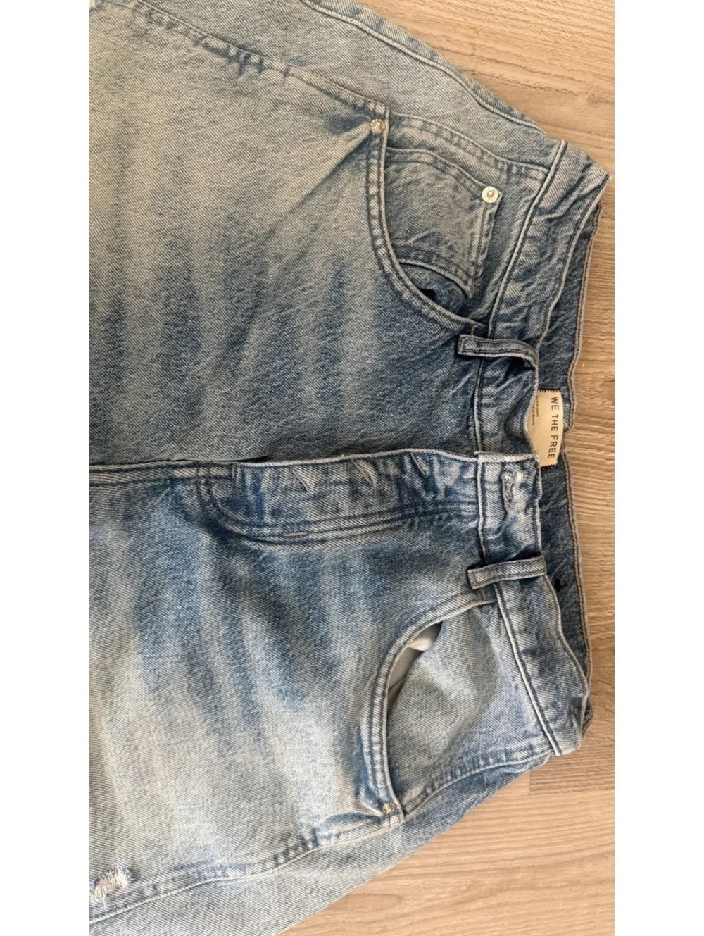 Free People We The Free Good Luck Mid-Rise Barrel Jeans Size 30 Blue distressed